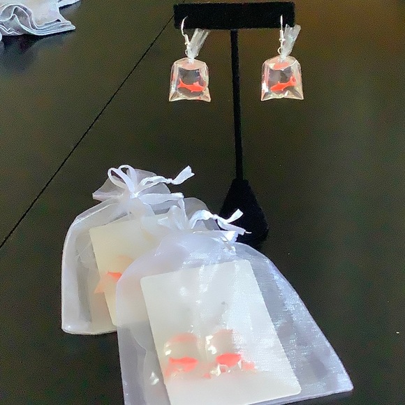 GOLDFISH IN A BAG EARRINGS - Picture 2 of 4